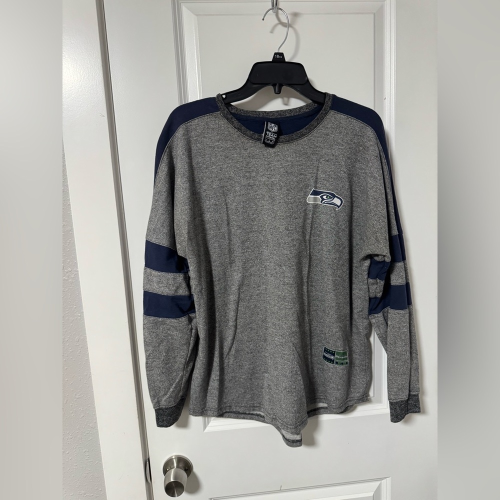 NFL Team  Seattle Seahawks Apparel Gray Sweatshirt
